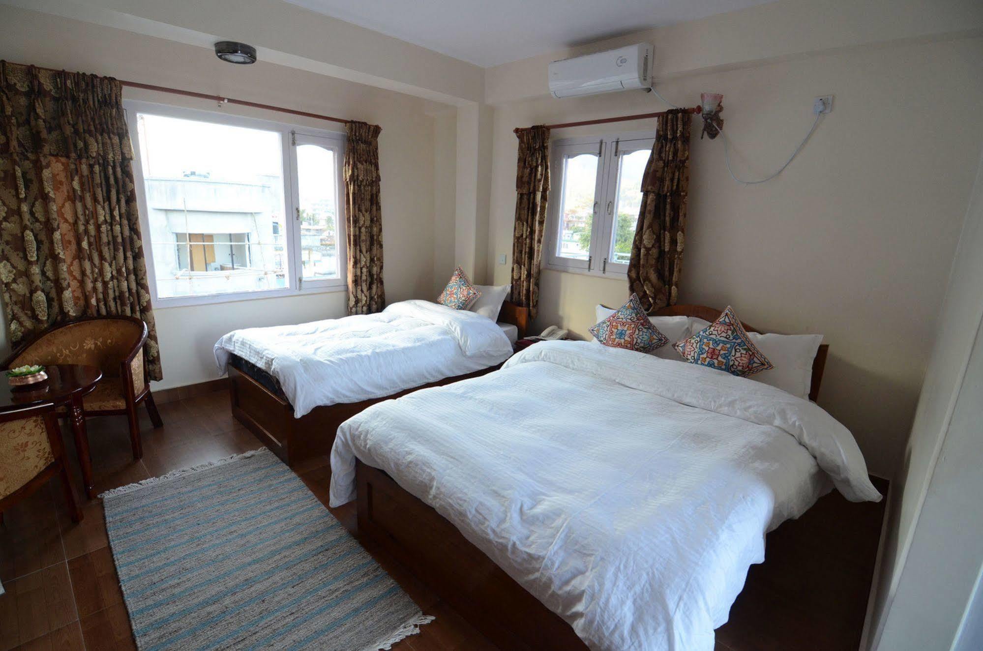 Hotel Asia Pokhara Exterior foto